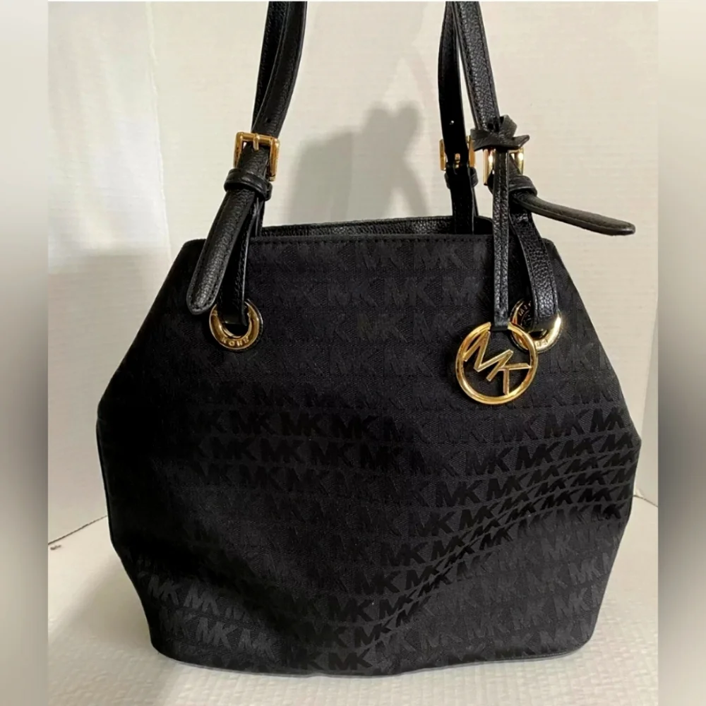 Michael Kors Jet Set Jacquard Monogram Signature Purse Black handbag purse